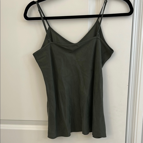 3PK Club Monaco Stylish Women's Tank Top Set - Picture 9 of 13
